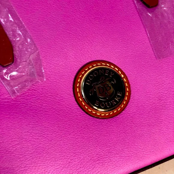 NWT Dooney and Bourke lilac/purple dome Satchel - Picture 2 of 6